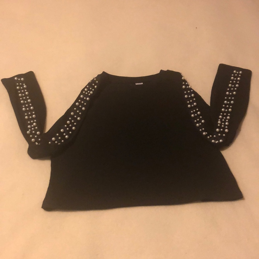 Black crop top